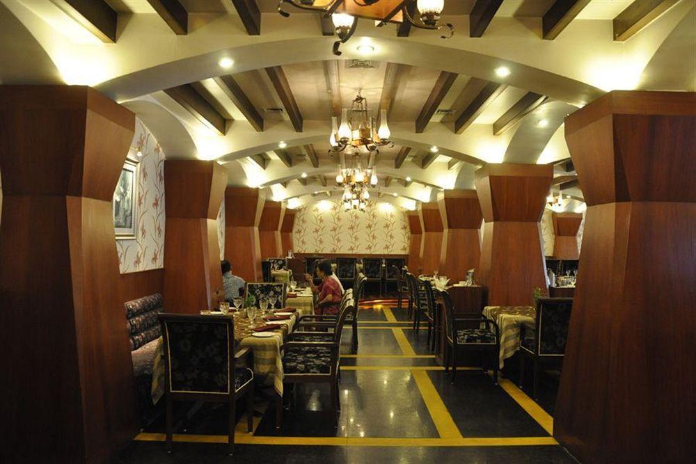Hotel Babylon International Raipur  Bagian luar foto