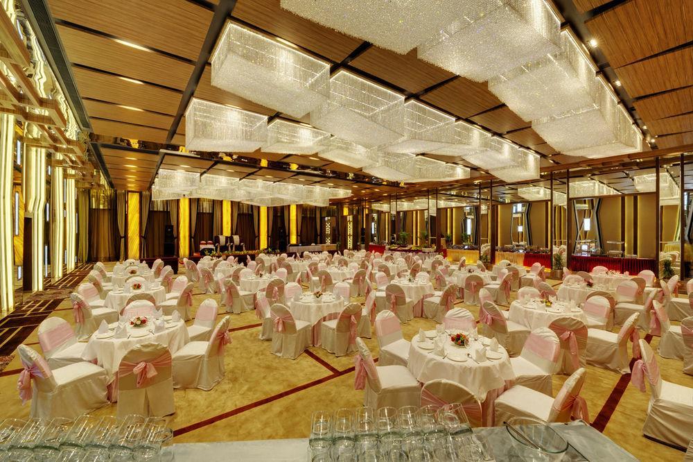 Hotel Babylon International Raipur  Bagian luar foto