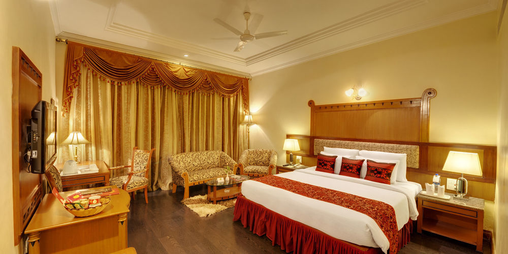 Hotel Babylon International Raipur  Bagian luar foto